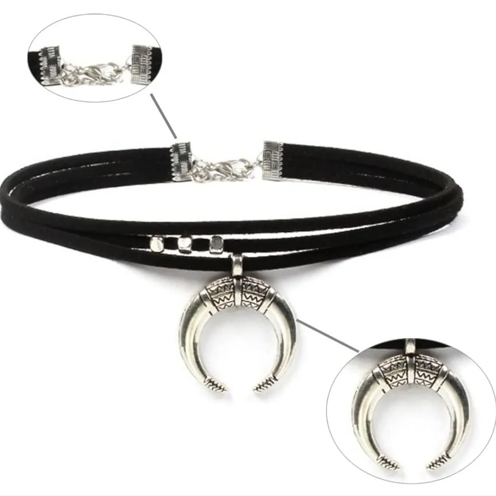 Choker Necklace with moon Pendant - Picture 4 of 10